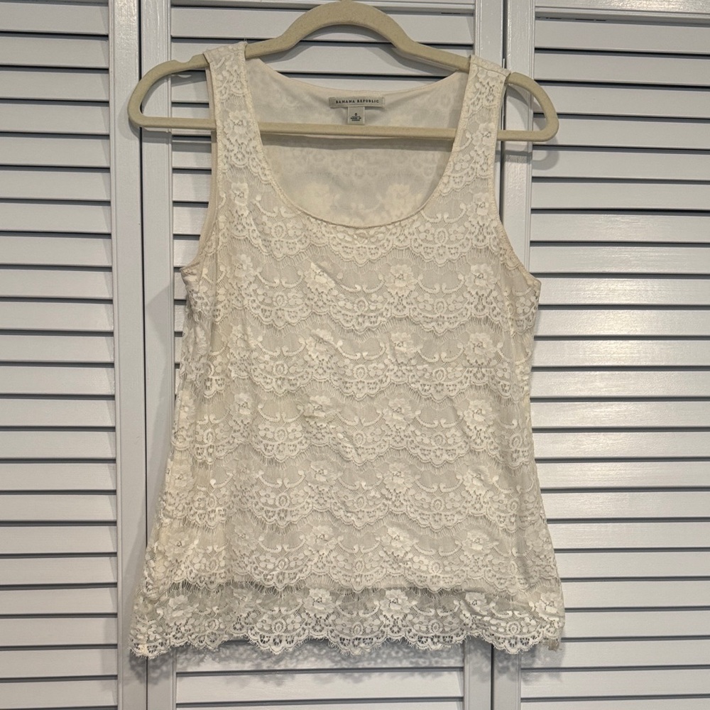 Banana Republic Lace Overlay Tank Top in Cream